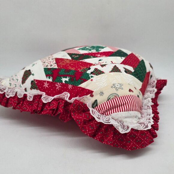 Handmade Christmas Patchwork Quilted Christmas Throw Pillow With Lace Ruffle - Picture 8 of 11
